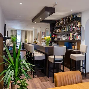 https://hotel-orion.thehaguehotels.net